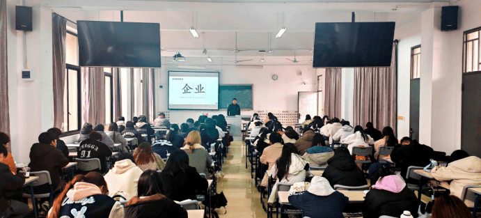 俄罗斯的ZOOM现象，探索与网络交流的新纪元-第1张图片