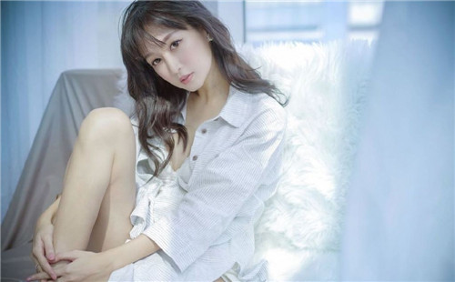 9612黄桃网站进入页面小说_第01集探索9612黄桃网站，进入页面小说的奇幻之旅-第2张图片
