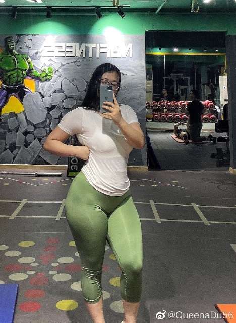喂奶姐BBWBBWHD，关于喂奶的深入探讨-第1张图片