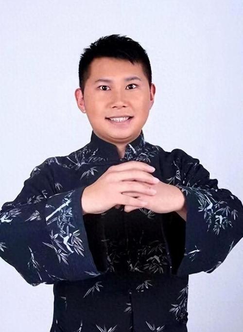 陈秋桦，一位才华横溢的艺术家-第2张图片
