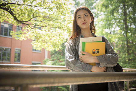 女大学生浴室女大学生浴室的青春印记-第1张图片