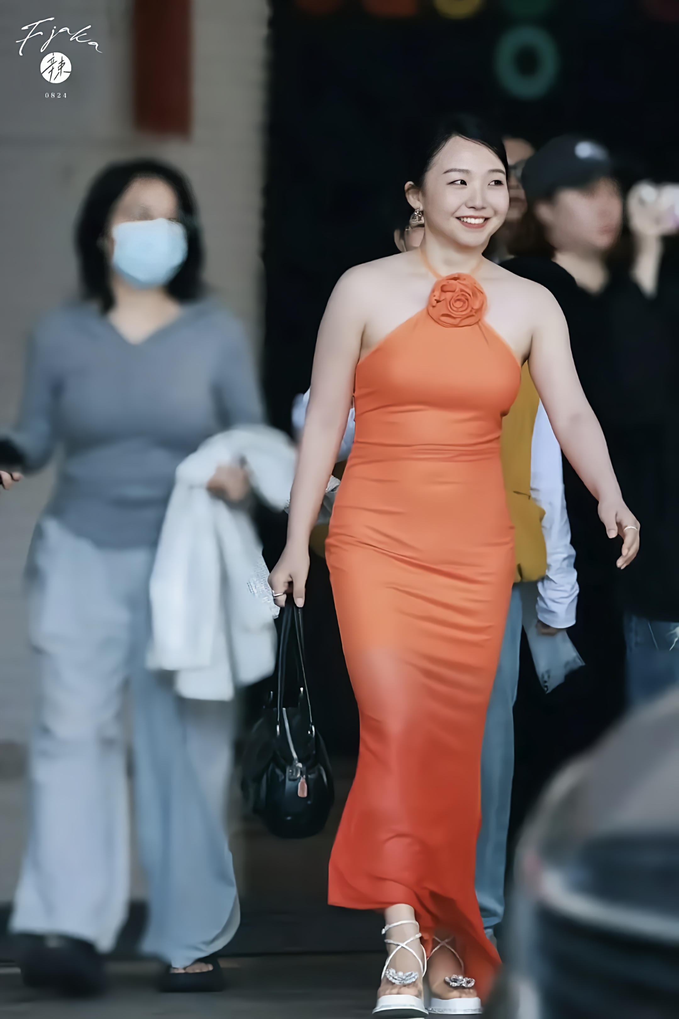辣妞范24种辣妞范体验区之旅，千部精彩内容深度探索-第1张图片
