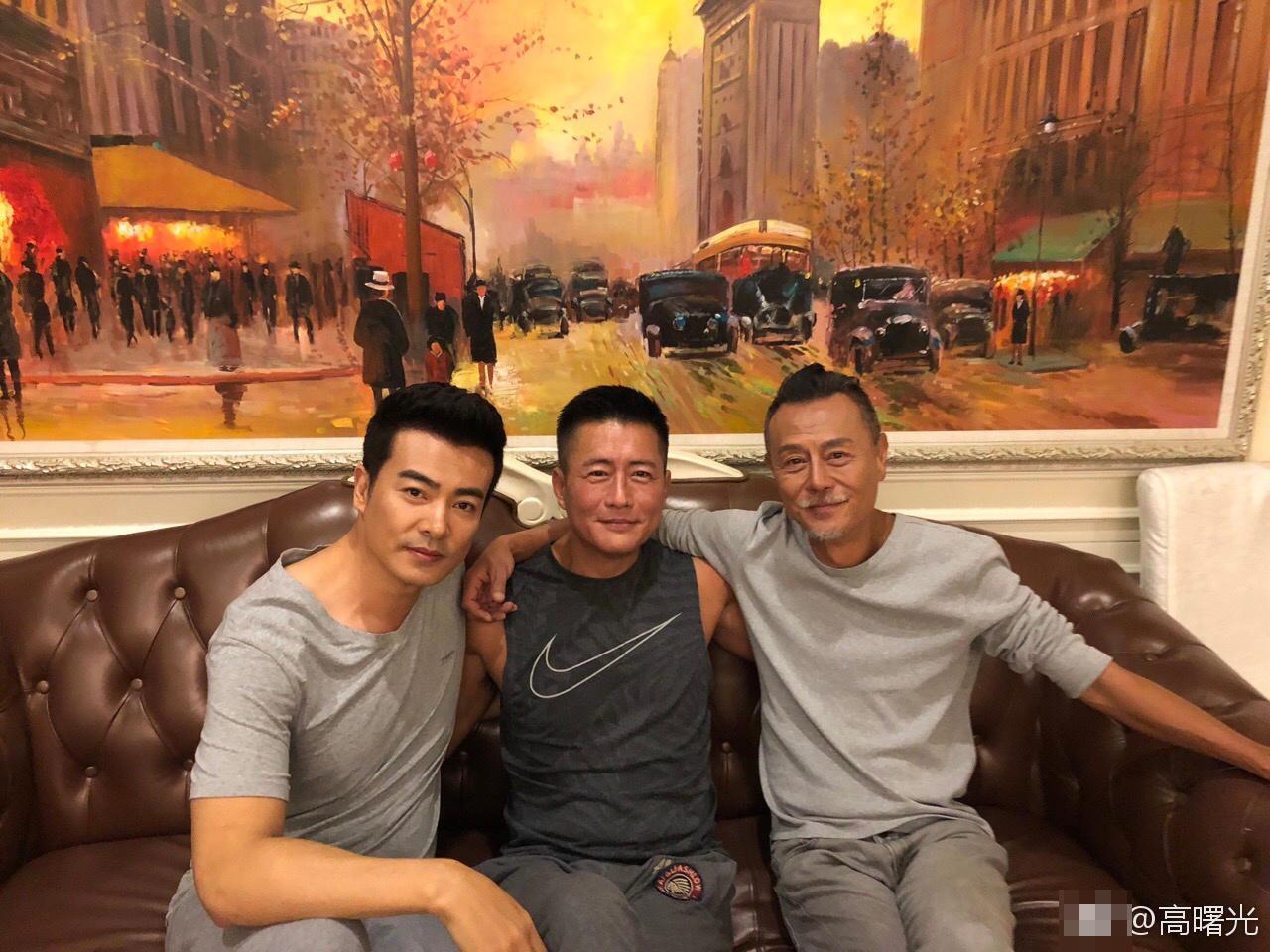 娇妻聚会大杂交娇妻聚会，一场独特的杂交体验-第2张图片