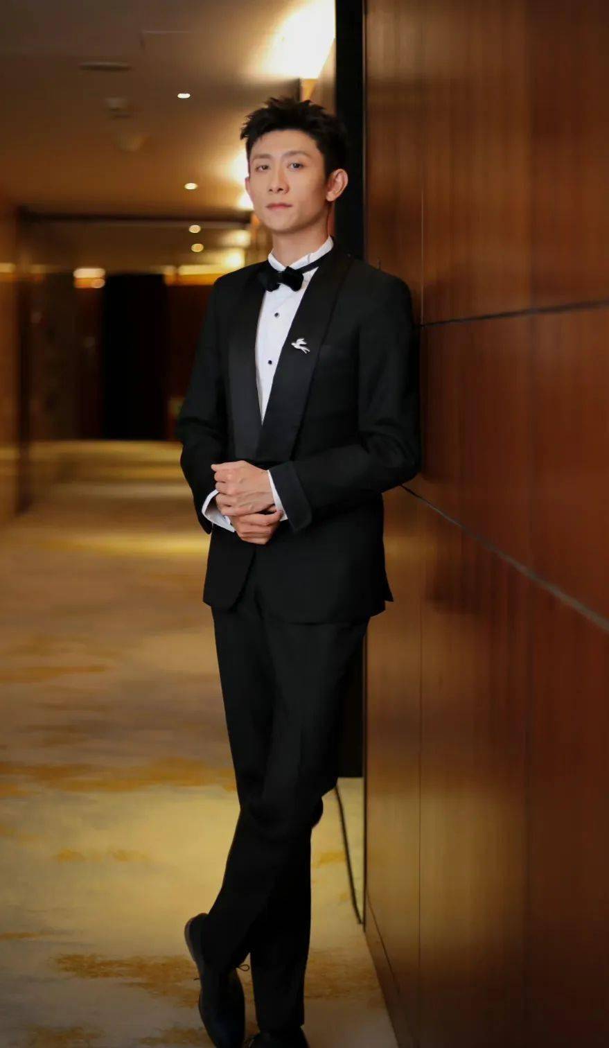 张一山抢救6天哭张一山抢救六日终告不治，悲痛告别演艺生涯-第1张图片